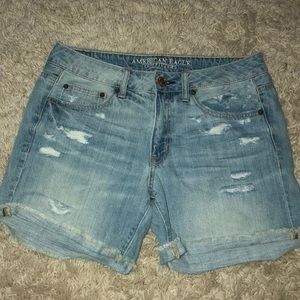 American Eagle Boy Midi Shorts size 6